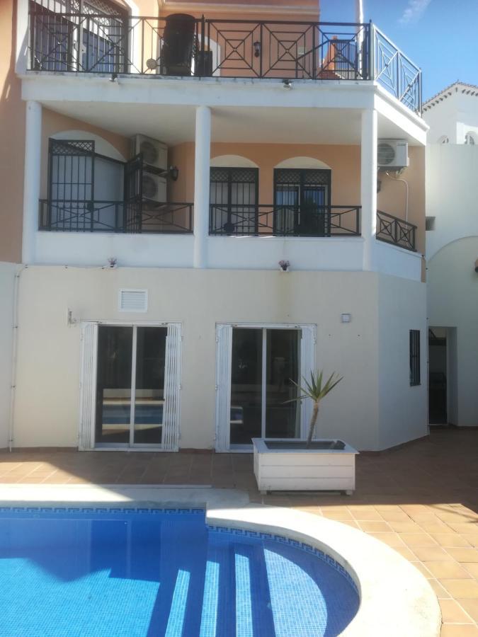 Burriana Holiday Apartments Nerja Εξωτερικό φωτογραφία